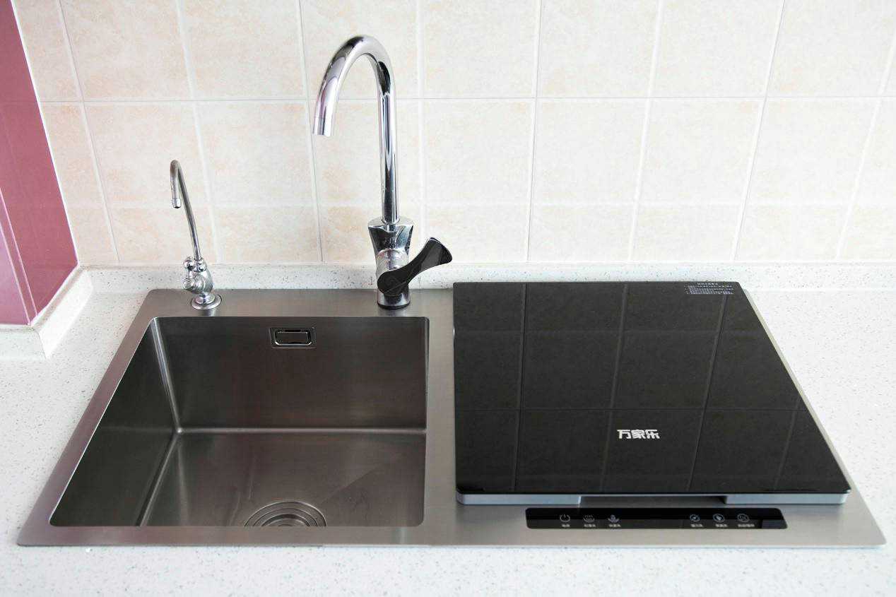 万家乐水槽洗碗机深度评测 更适合中国家庭使用
