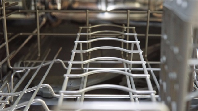 CAL全自动洗碗机体验：轻松解决洗碗问题