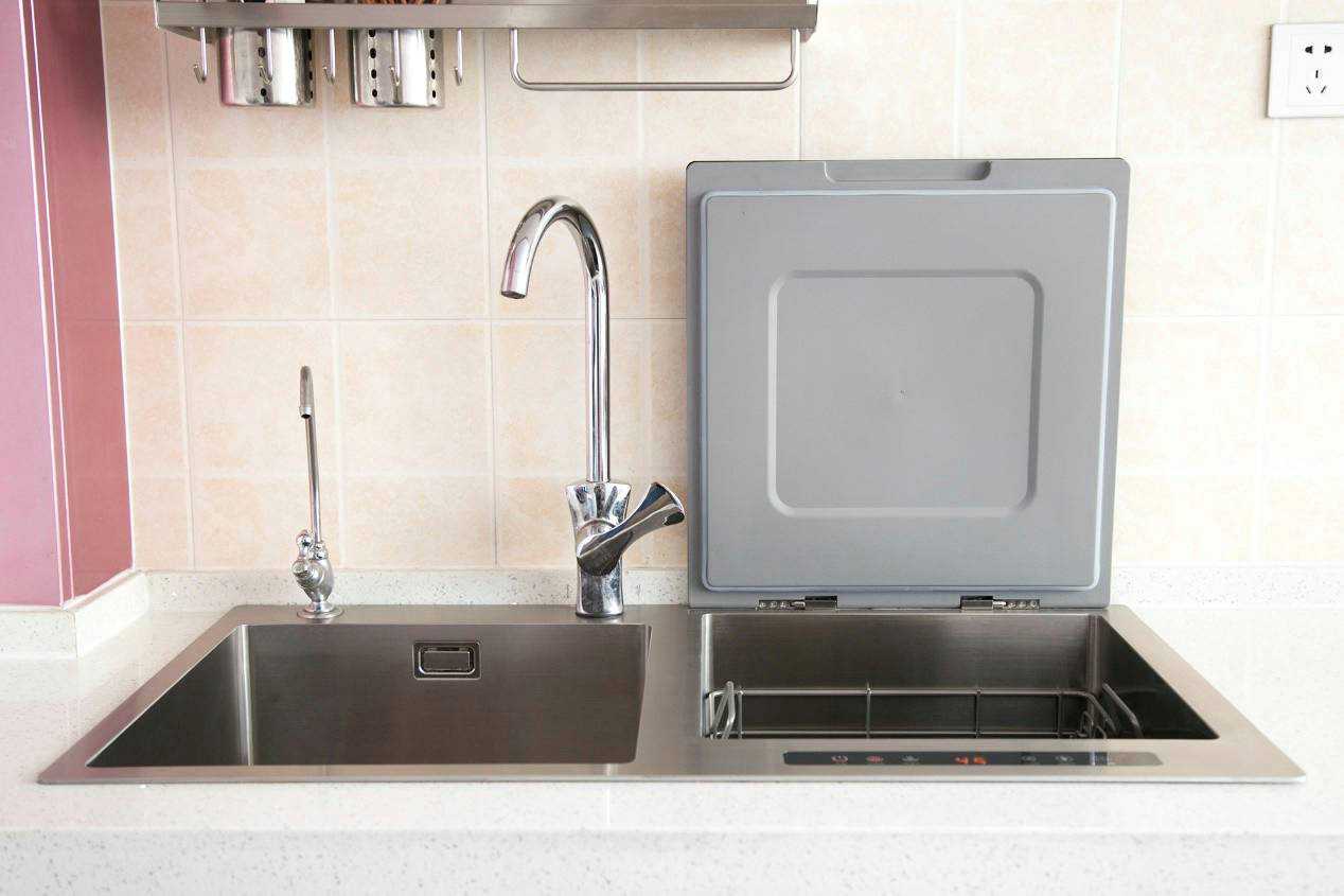 万家乐水槽洗碗机深度评测 更适合中国家庭使用