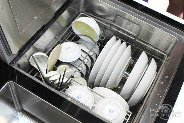 方太水槽洗碗机Q7评测：专为中国家庭准备的洗碗机