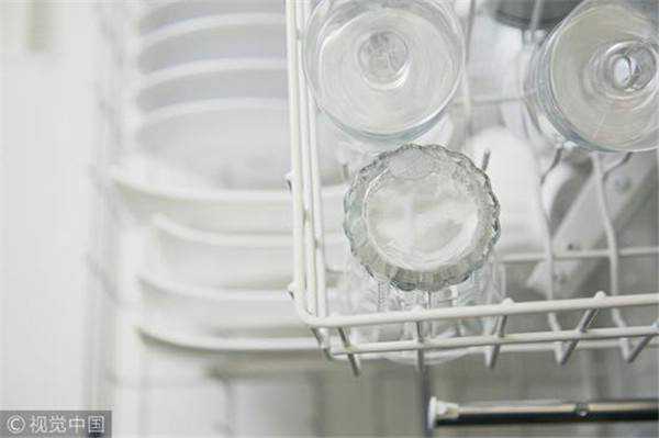 洗碗机洗和手洗的区别到底在哪？